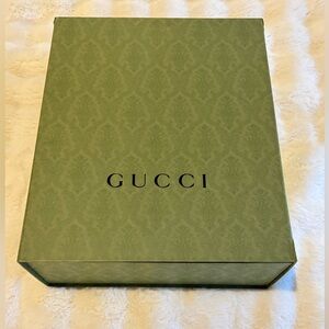 Large Gucci Box + Tissue Paper